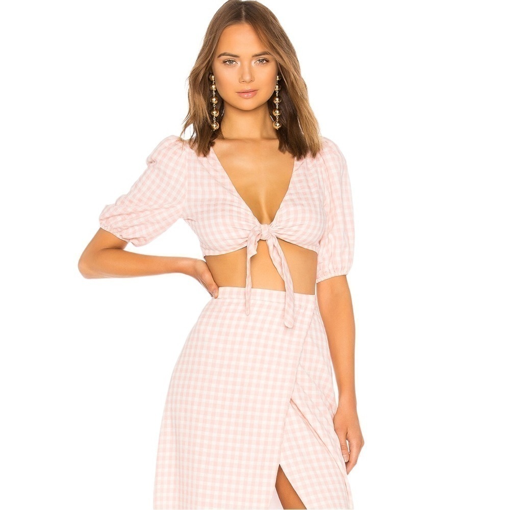 NWT LPA Tie Front Top With Puff Sleeves‎ in Baby Pink